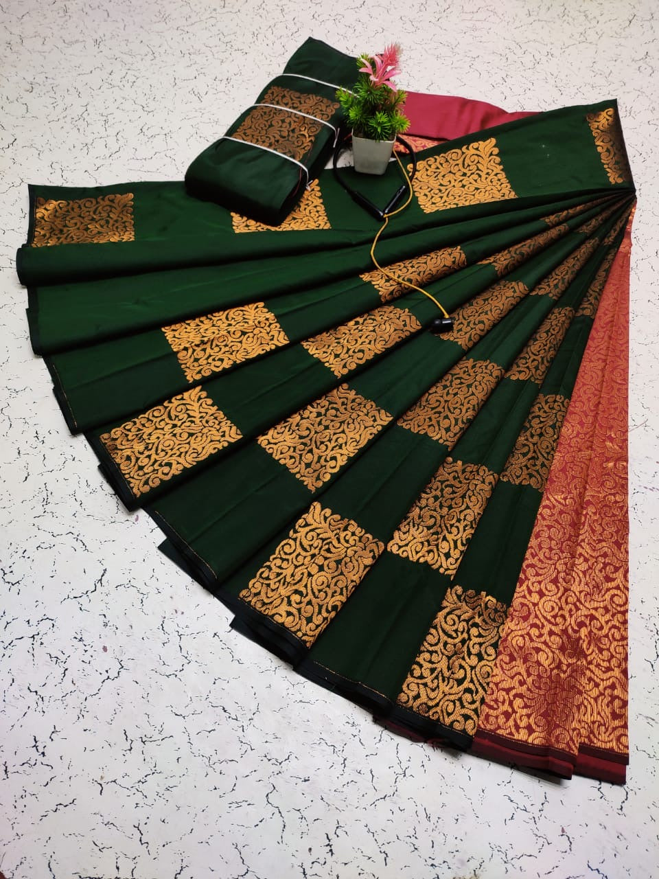 Kalai Tex Soft Silk Saree (SS047)